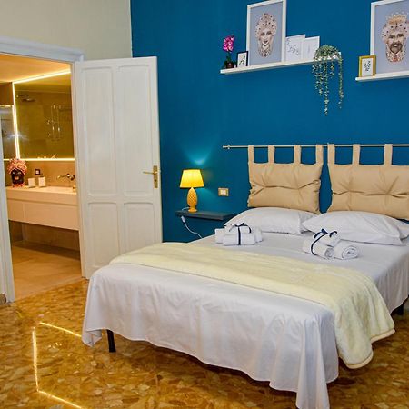 Alba E I Mori Bed & Breakfast Palermo Bagian luar foto