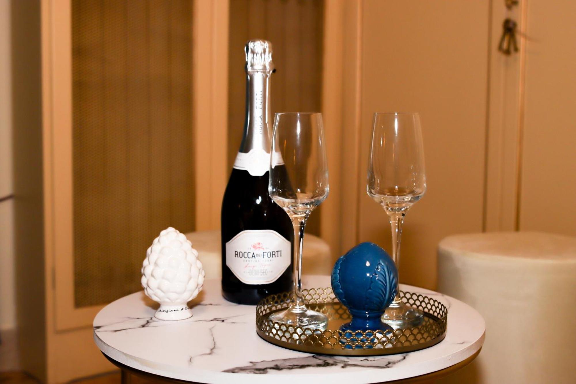 Alba E I Mori Bed & Breakfast Palermo Bagian luar foto