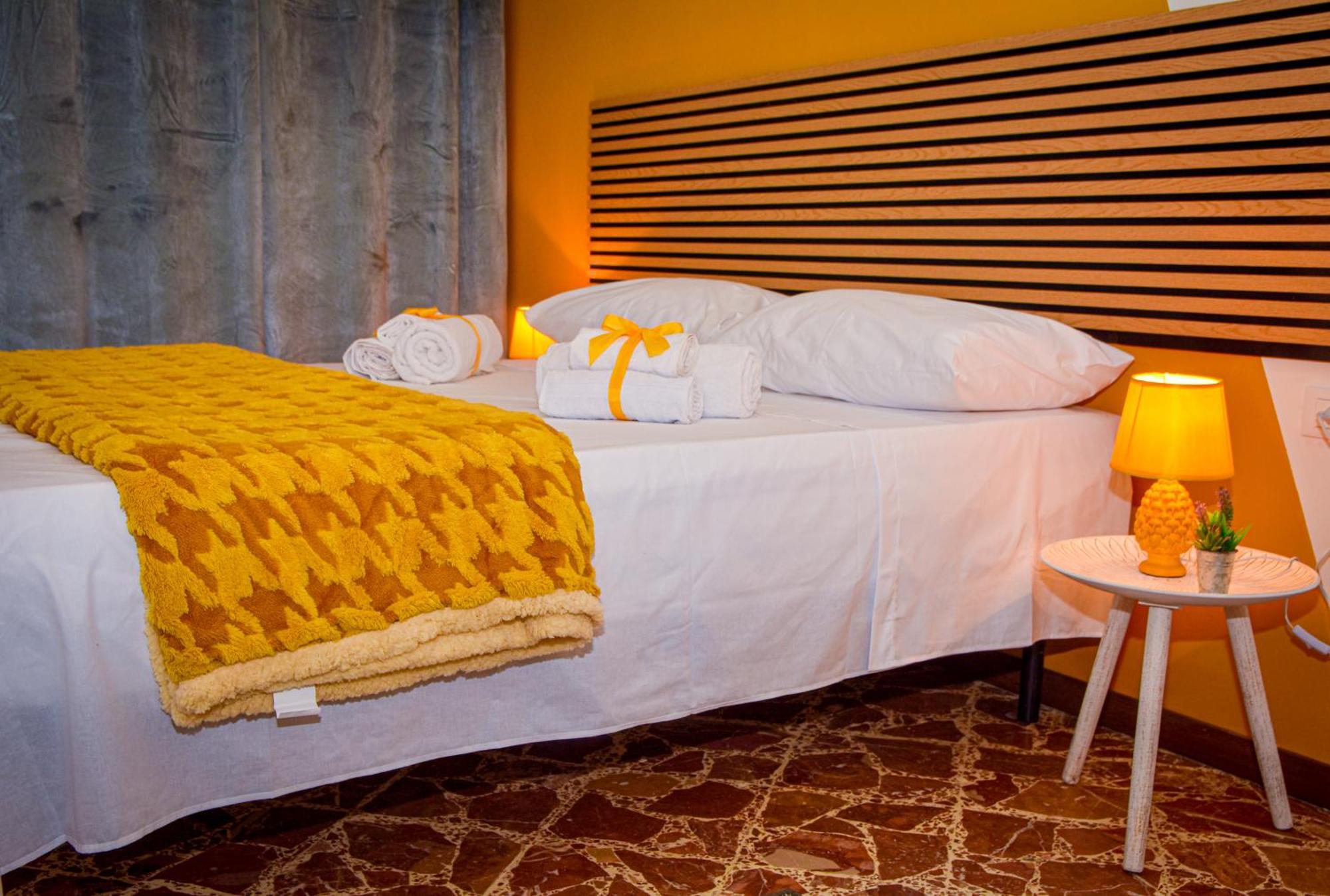 Alba E I Mori Bed & Breakfast Palermo Bagian luar foto