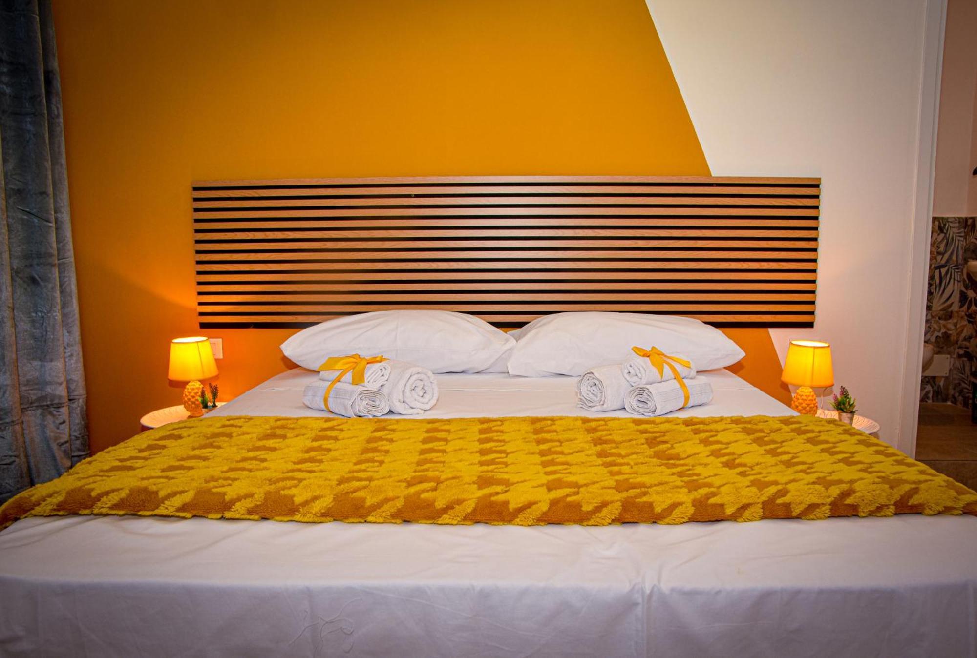 Alba E I Mori Bed & Breakfast Palermo Bagian luar foto