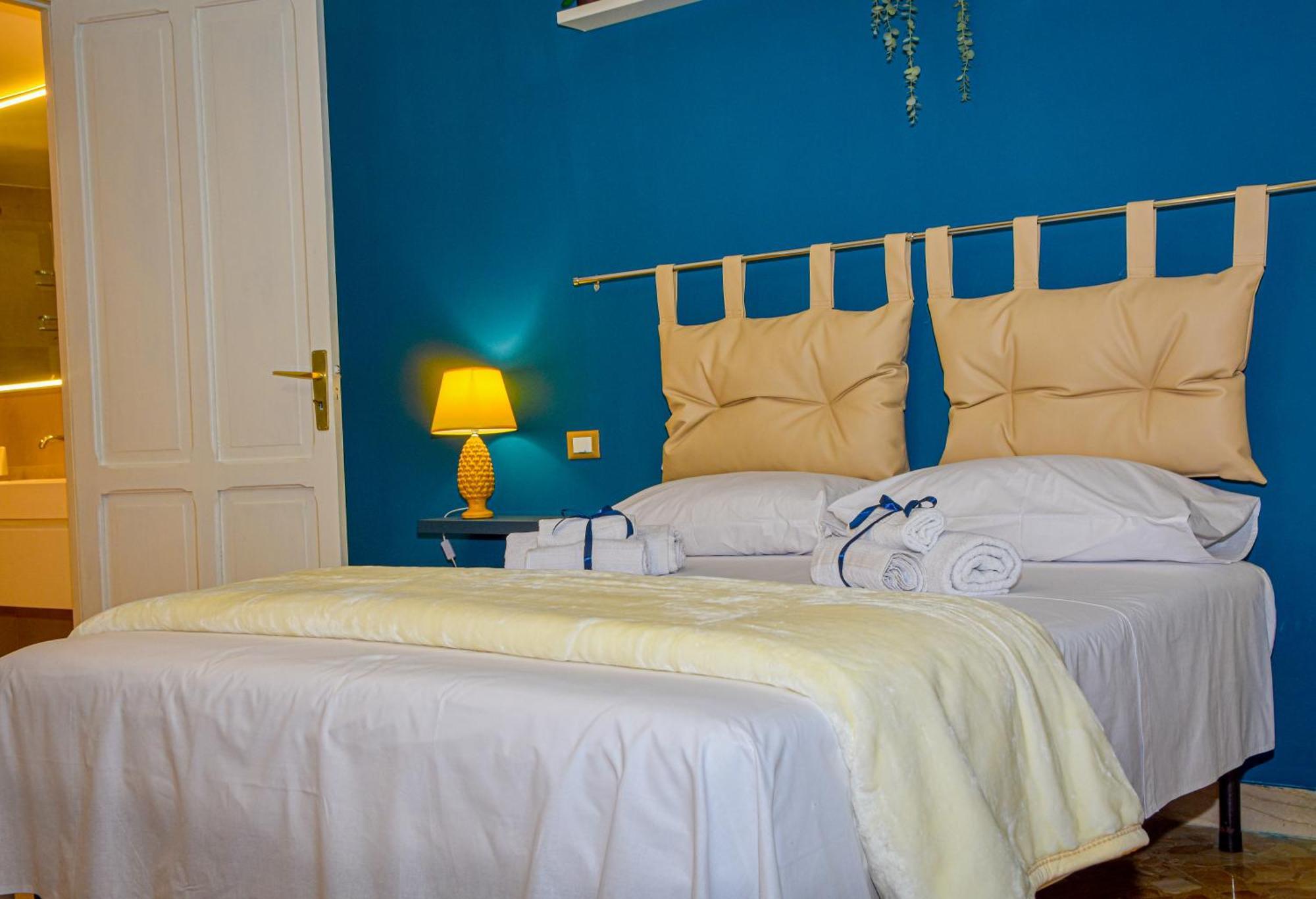 Alba E I Mori Bed & Breakfast Palermo Bagian luar foto